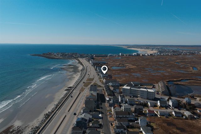 605 Ocean Blvd Apt 1, Hampton, NH 03842