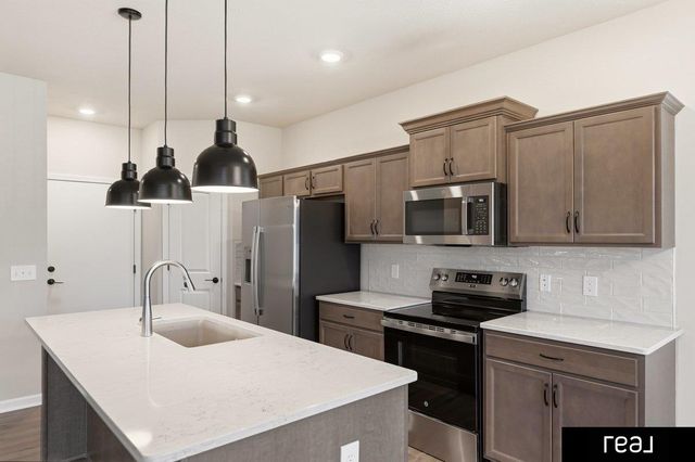 5216 Sheridan Road, Papillion, NE 68133