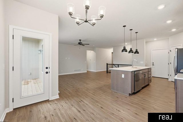 5216 Sheridan Road, Papillion, NE 68133
