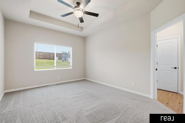 5216 Sheridan Road, Papillion, NE 68133