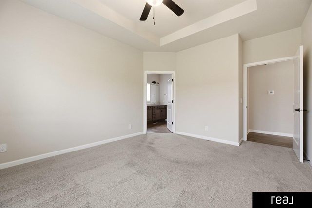 5216 Sheridan Road, Papillion, NE 68133