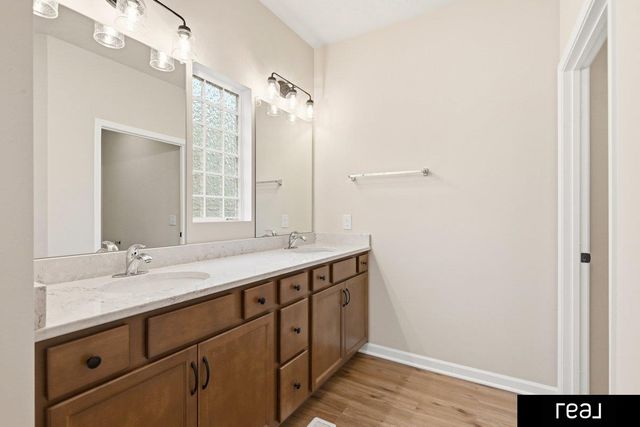 5216 Sheridan Road, Papillion, NE 68133