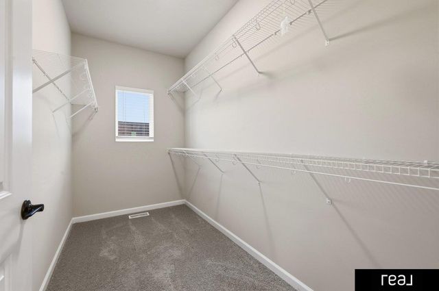 5216 Sheridan Road, Papillion, NE 68133