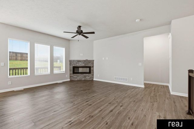 5216 Sheridan Road, Papillion, NE 68133