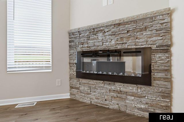 5216 Sheridan Road, Papillion, NE 68133
