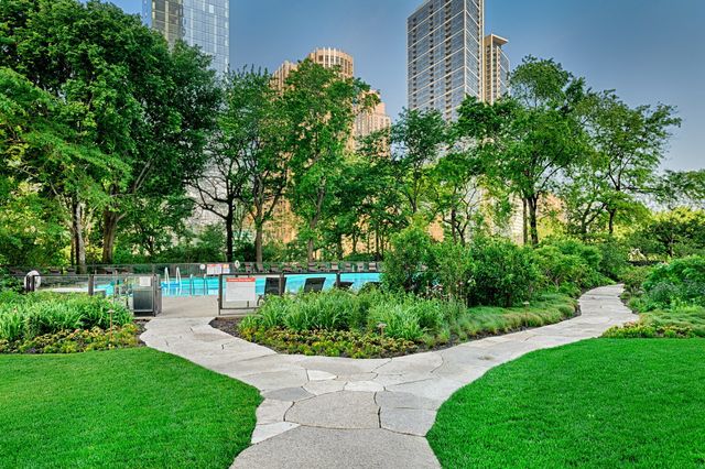 505 N Lake Shore Drive 501, Chicago, IL 60611