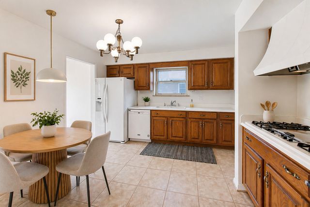 8840 Keeler Avenue, Skokie, IL 60076