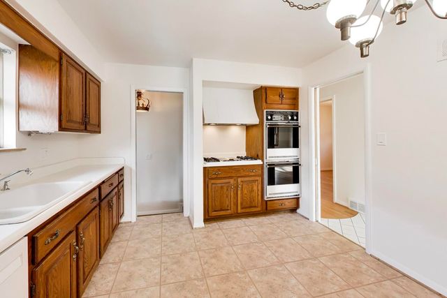 8840 Keeler Avenue, Skokie, IL 60076