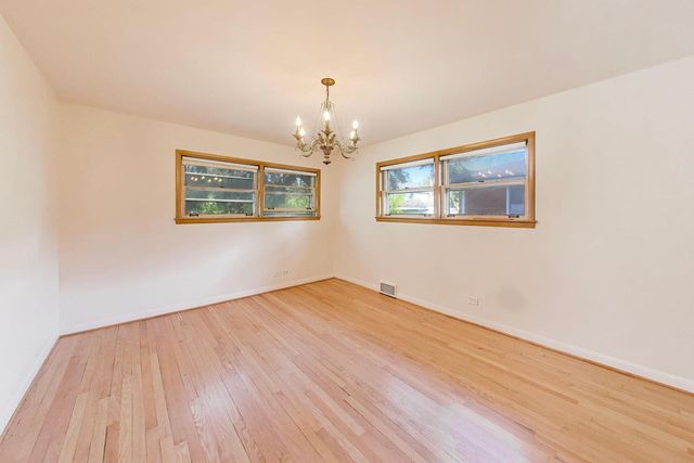 8840 Keeler Avenue, Skokie, IL 60076