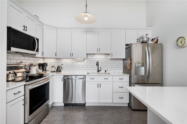 5850 Centre Ave 602, Shadyside, PA 15206