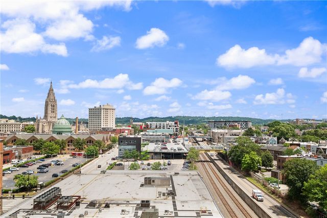 5850 Centre Ave 602, Shadyside, PA 15206
