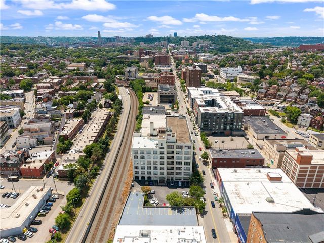 5850 Centre Ave 602, Shadyside, PA 15206