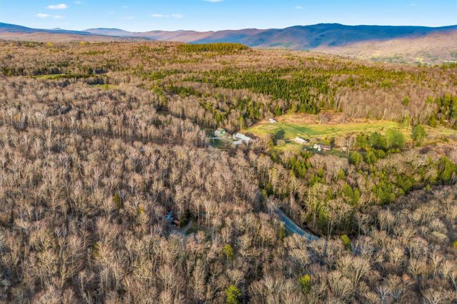 558 Klondike Road, Stamford, VT 05352