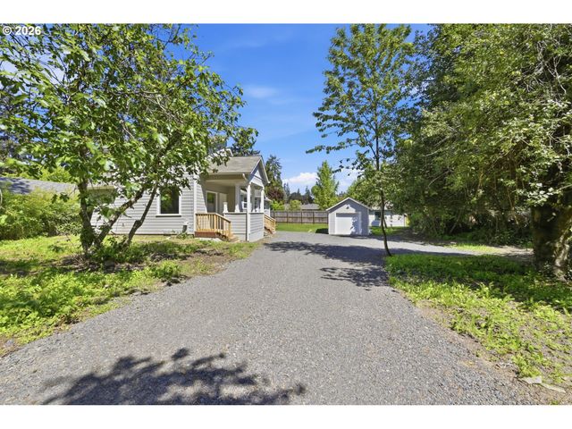 337 KNOOP Ln, Eugene, OR 97404