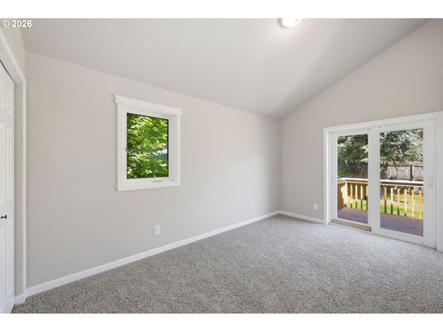 337 KNOOP Ln, Eugene, OR 97404