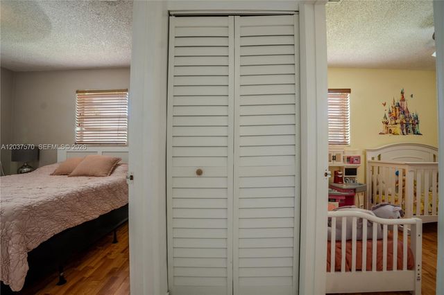 7899 NW 174th Terrace, Hialeah, FL 33015