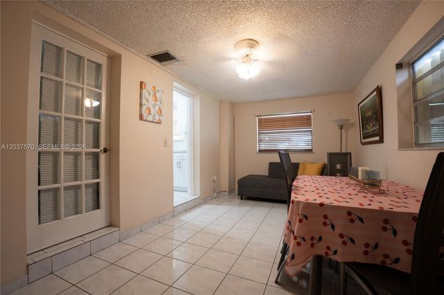 7899 NW 174th Terrace, Hialeah, FL 33015
