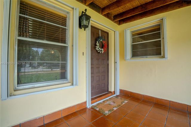 7899 NW 174th Terrace, Hialeah, FL 33015