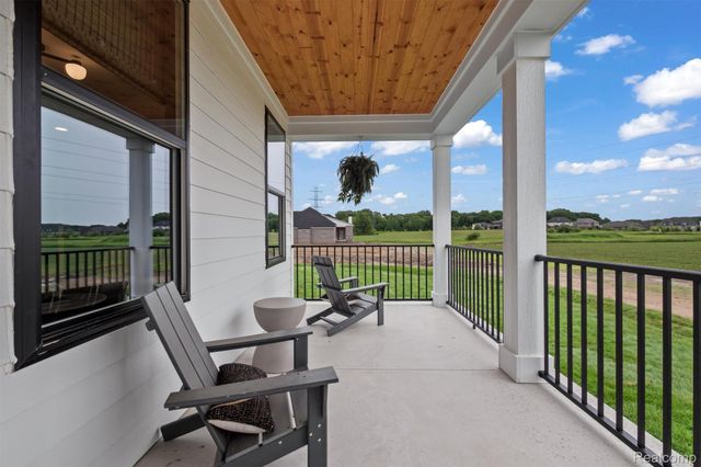 987 Buell Road, Oakland Charter Township, MI 48363