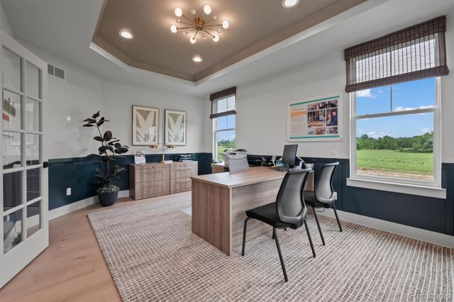 987 Buell Road, Oakland Charter Township, MI 48363