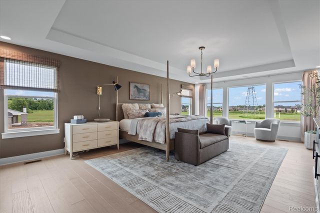 987 Buell Road, Oakland Charter Township, MI 48363