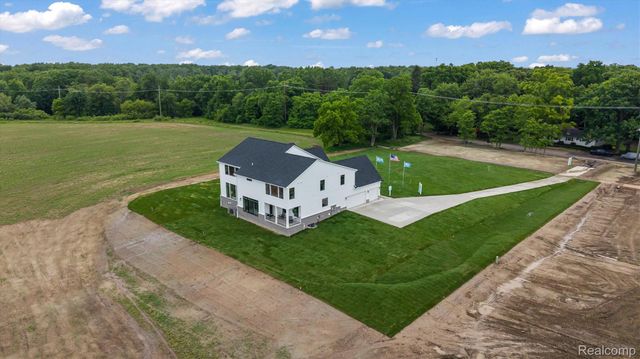 987 Buell Road, Oakland Charter Township, MI 48363