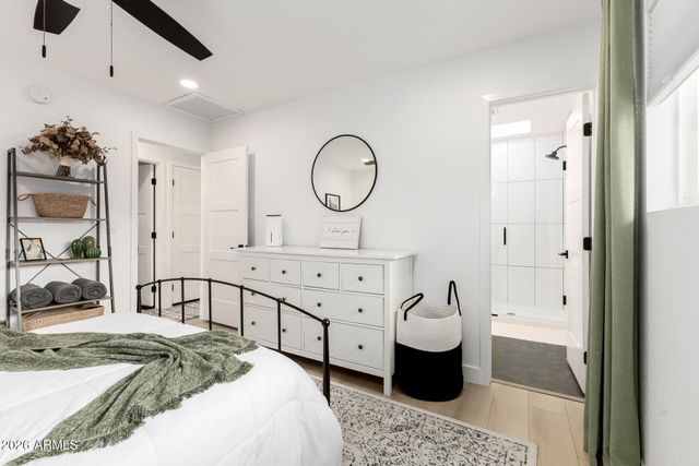 1436 W GENEVA Drive, Tempe, AZ 85282