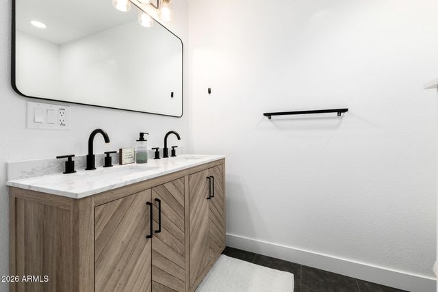 1436 W GENEVA Drive, Tempe, AZ 85282