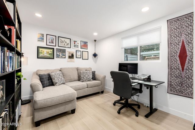 1436 W GENEVA Drive, Tempe, AZ 85282