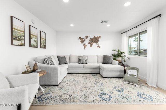 1436 W GENEVA Drive, Tempe, AZ 85282