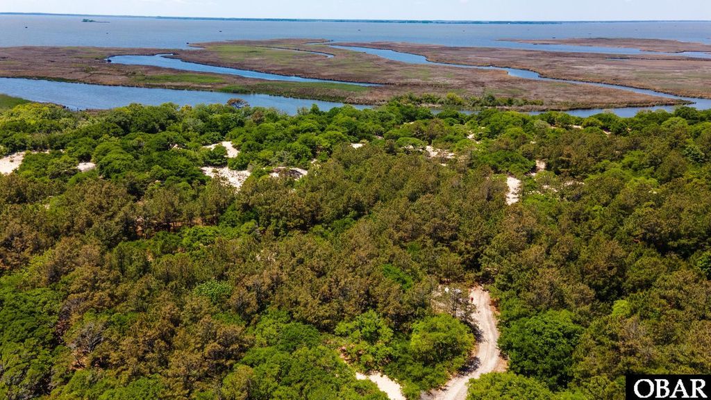 Image 4 of property listing at 1508 Catesbys Run Lot #5, Corolla, NC 27927