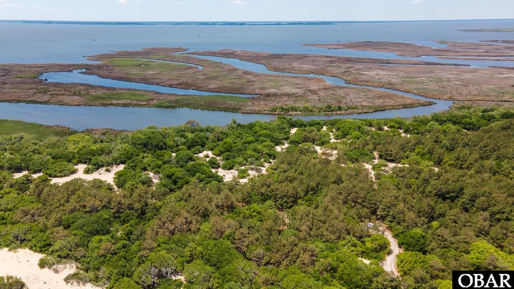 Image 5 of property listing at 1508 Catesbys Run Lot #5, Corolla, NC 27927