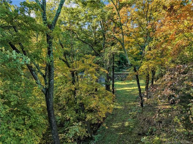 191 Huntington Street, Shelton, CT 06484