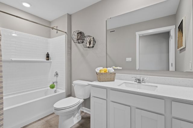 582 Mullins Street, Hebron, IN 46341