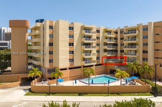 200 178th Dr 301, Sunny Isles Beach, FL 33160