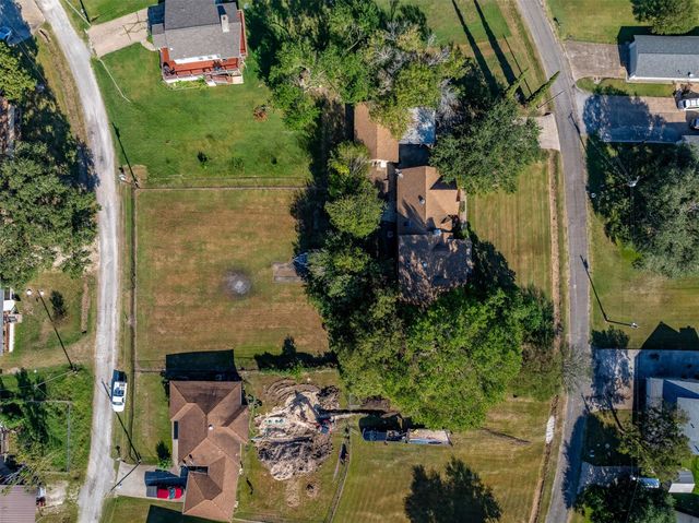 90 Fishermans Bend Drive, Point Blank, TX 77364