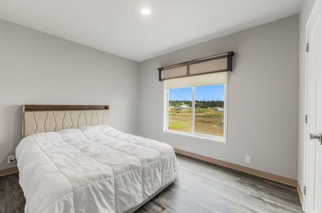 22922 W McFarlane Rd, Medical Lake, WA 99022