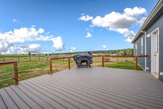 22922 W McFarlane Rd, Medical Lake, WA 99022