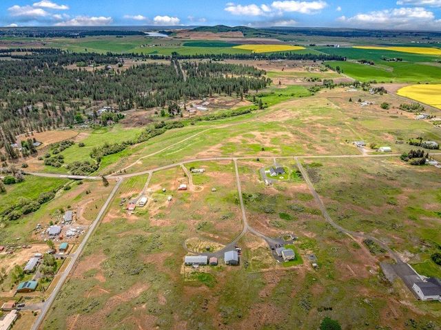 22922 W McFarlane Rd, Medical Lake, WA 99022