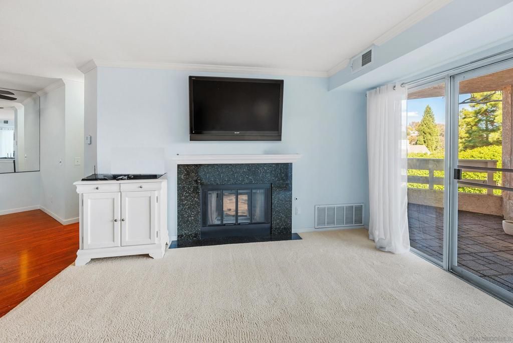 7087 Camino Revueltos 302, San Diego, CA 92111 — photo 3