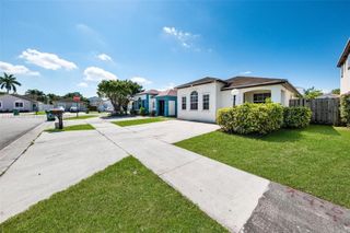 13910 SW 160th Ter, Miami, FL 33177
