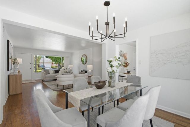 2438 Massachusetts Avenue, Redwood City, CA 94061