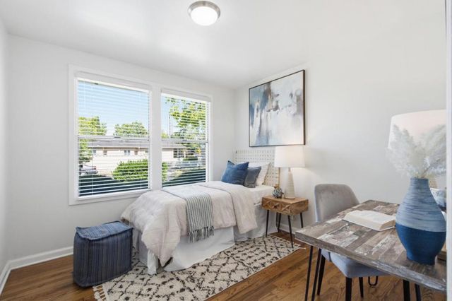 2438 Massachusetts Avenue, Redwood City, CA 94061