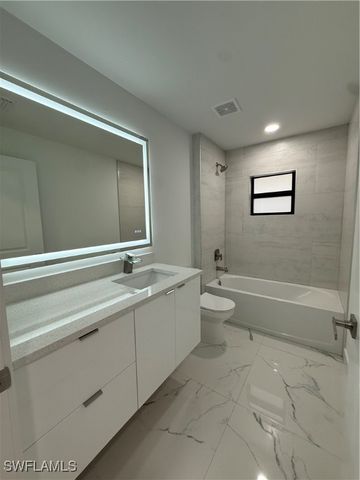 3611 21st ST SW, Lehigh Acres, FL 33976