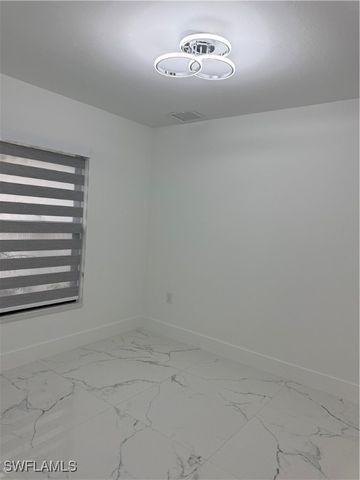 3611 21st ST SW, Lehigh Acres, FL 33976