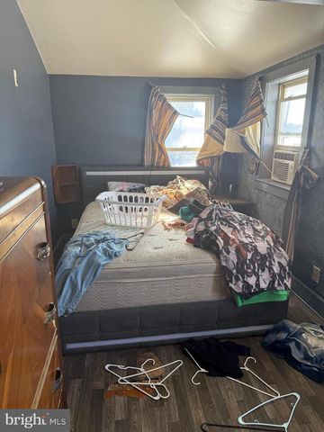 5933 LINCOLN HWY W, Thomasville, PA 17364