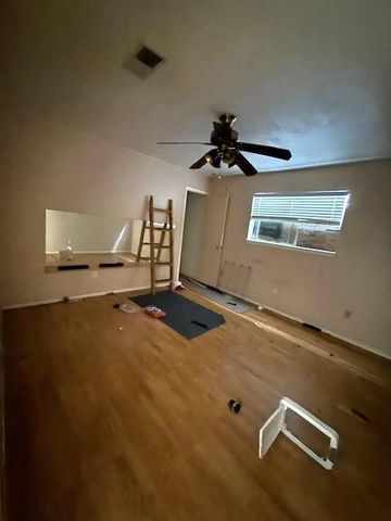 11931 6th Street, Houston, TX 77072