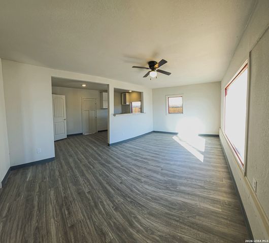 1211 Gladstone, San Antonio, TX 78225