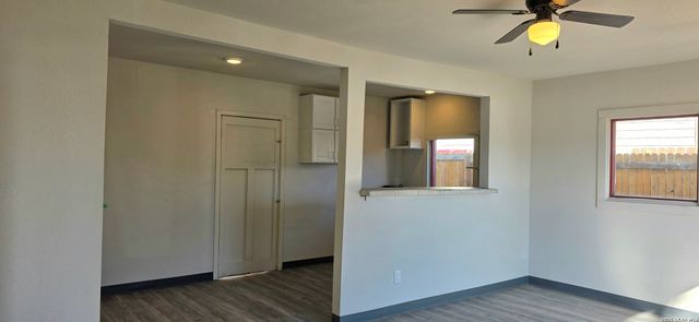 1211 Gladstone, San Antonio, TX 78225