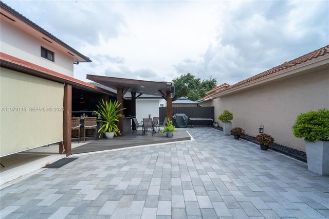 14172 NW 87th Ct, Miami Lakes, FL 33018